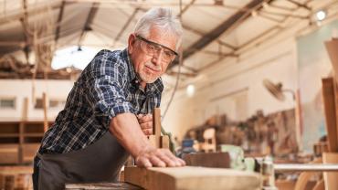 alter Tischler alter Tischler