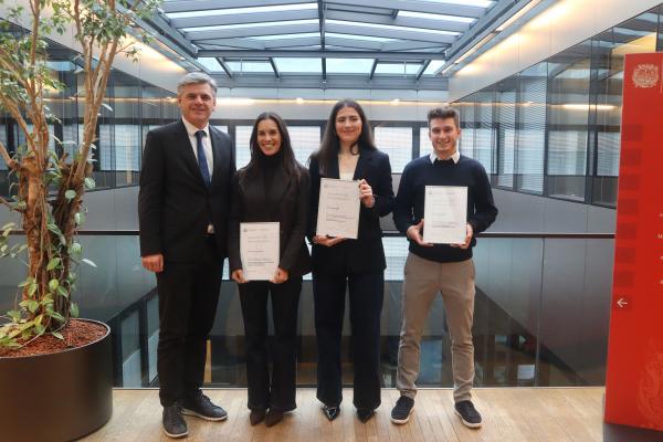 Abschlussarbeiten zur Südtiroler Wirtschaft