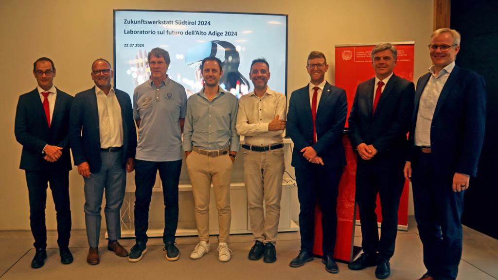 Aberer, Pellegrini, Holzner, Bertagnolli, Feltrin, Riz, Lun, Moser